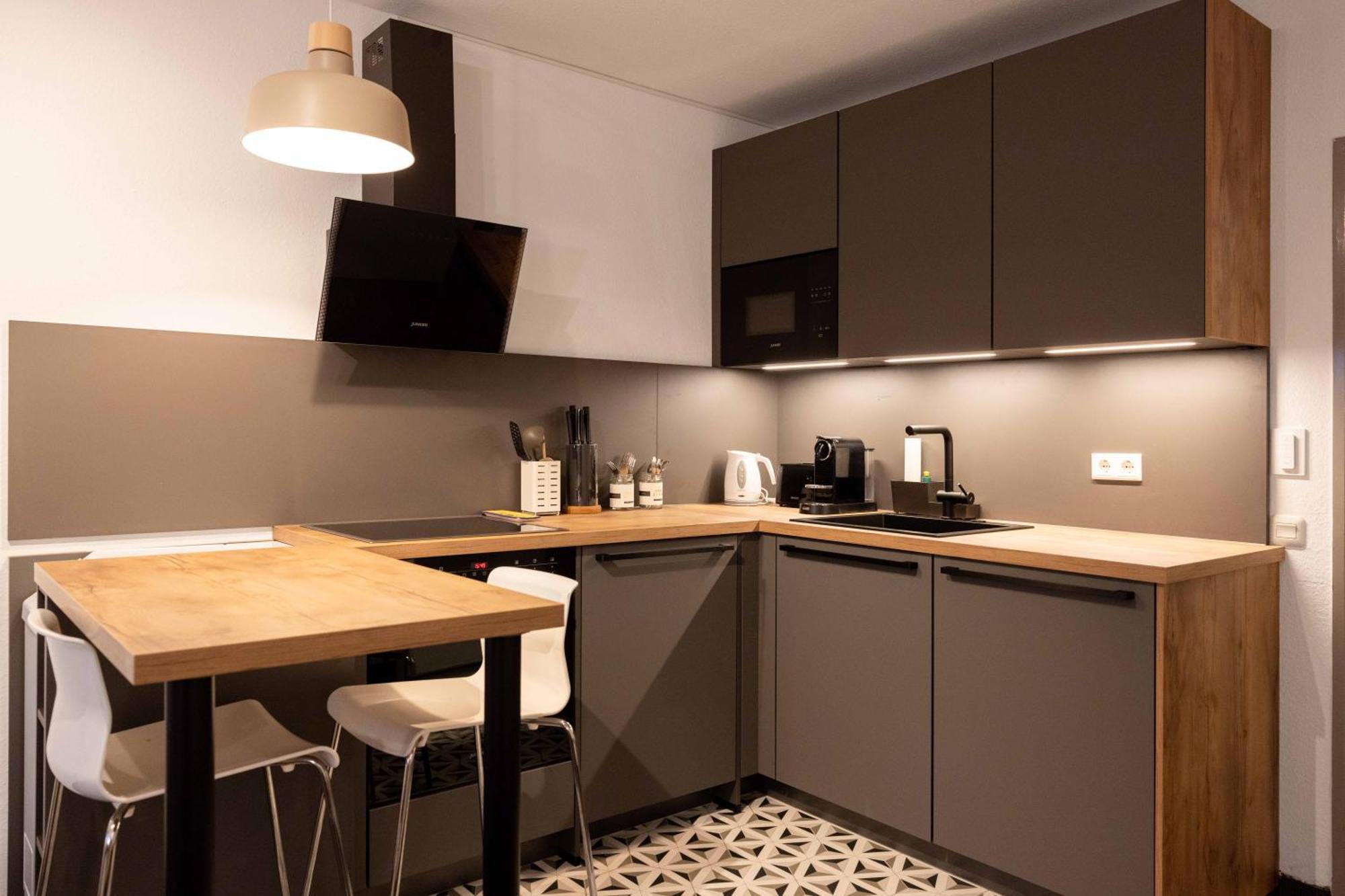 Zentrale Ruhige Wohnung Mit Parkplatz Paderborn Buitenkant foto