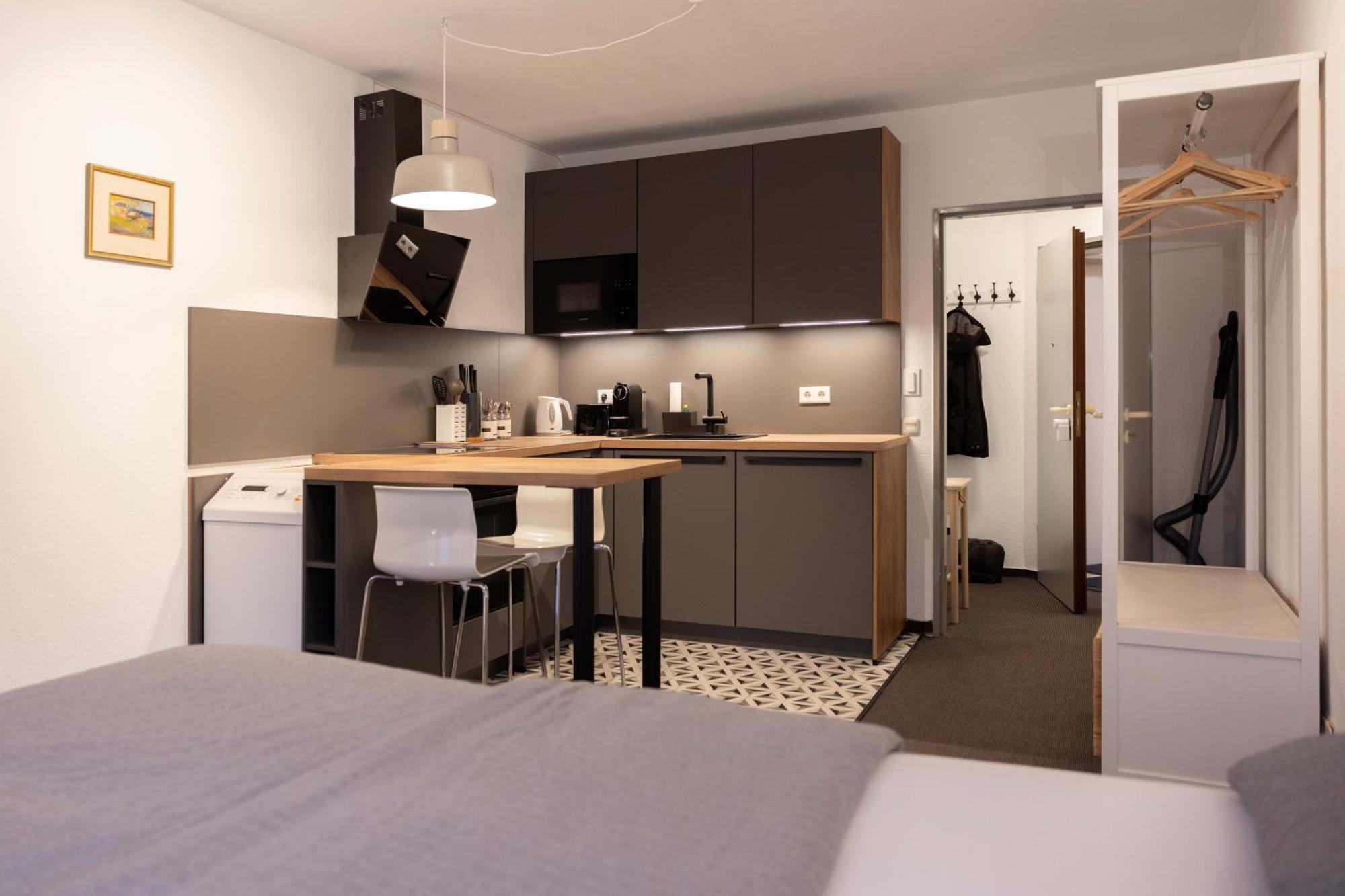 Zentrale Ruhige Wohnung Mit Parkplatz Paderborn Buitenkant foto